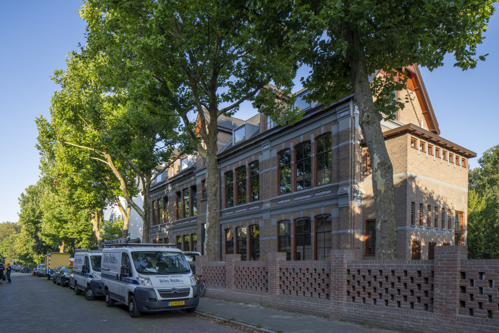 Openbare Lagere school